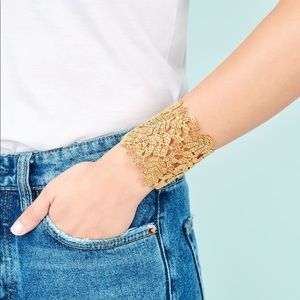 Stella & Dot Chantilly Lace Cuff